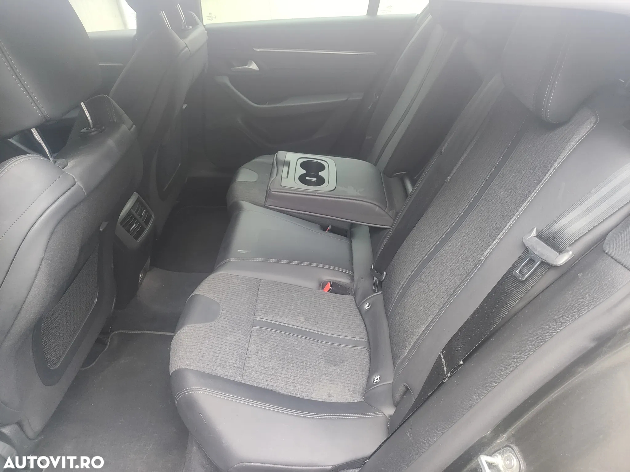 Peugeot 508 BlueHDi 130 EAT8 Allure Pack - 20