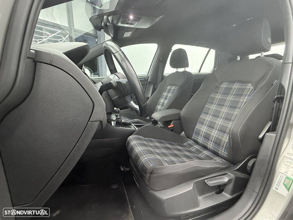 VW Golf 1.4 GTE Plug-in - 8