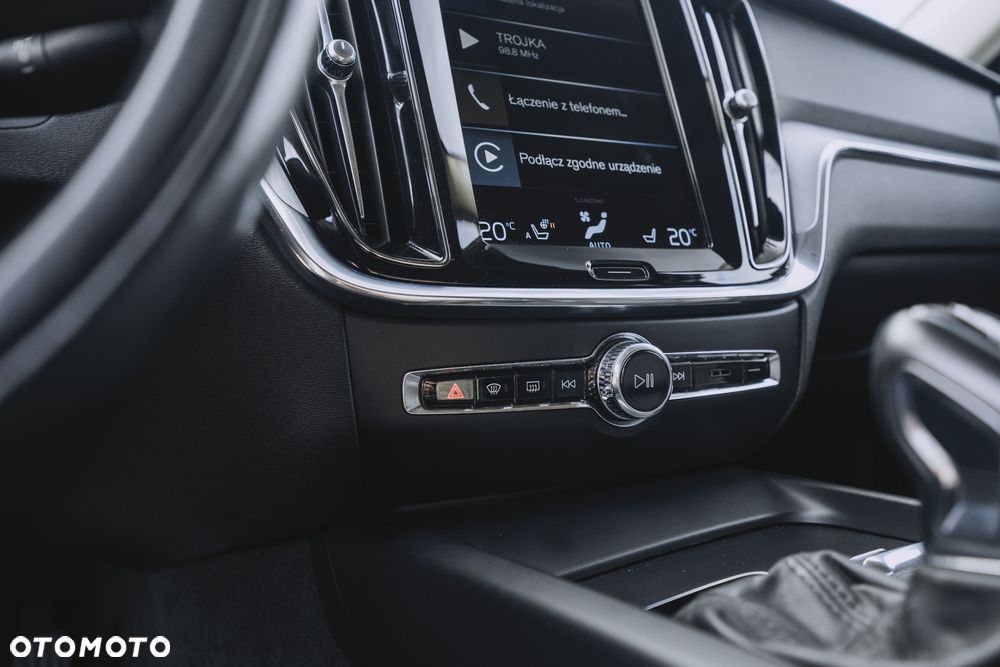 Volvo V60 D3 Geartronic Momentum - 12