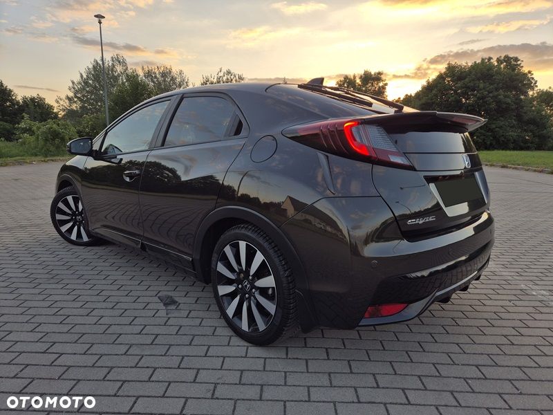 Honda Civic 1.6 i-DTEC Executive Black Edition - 2