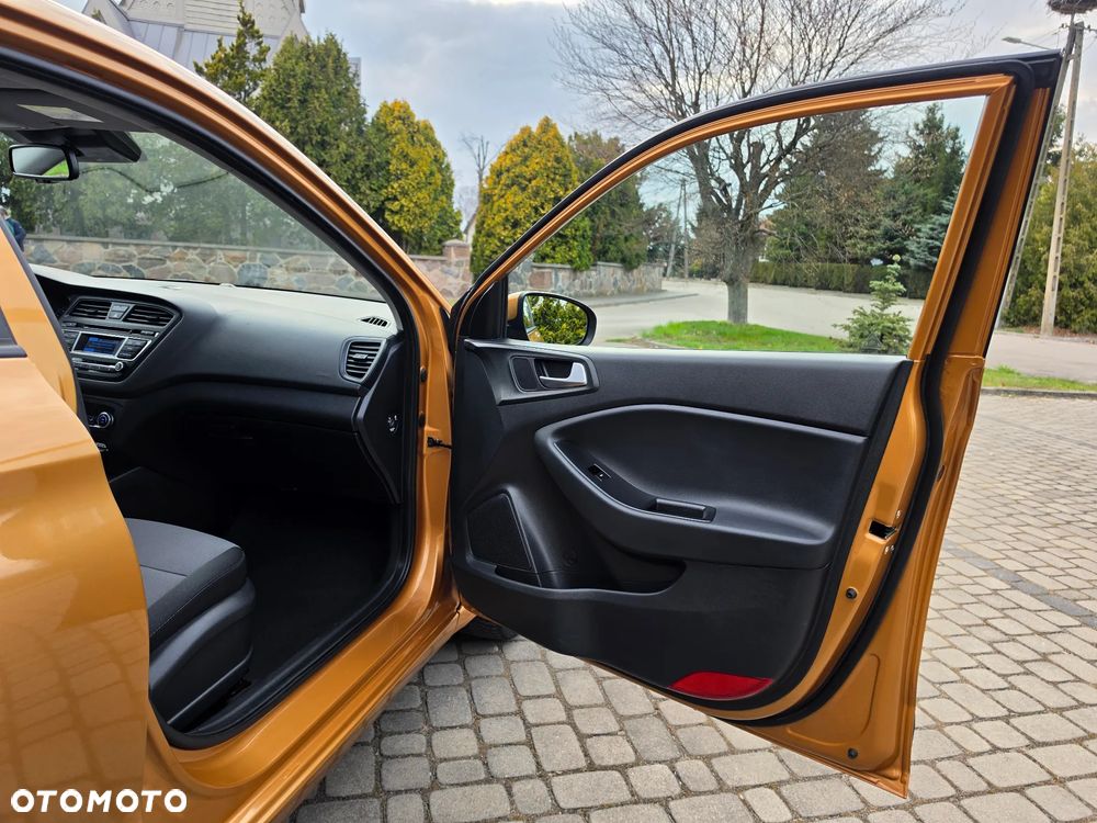 Hyundai i20 1.2 Passion Plus - 36