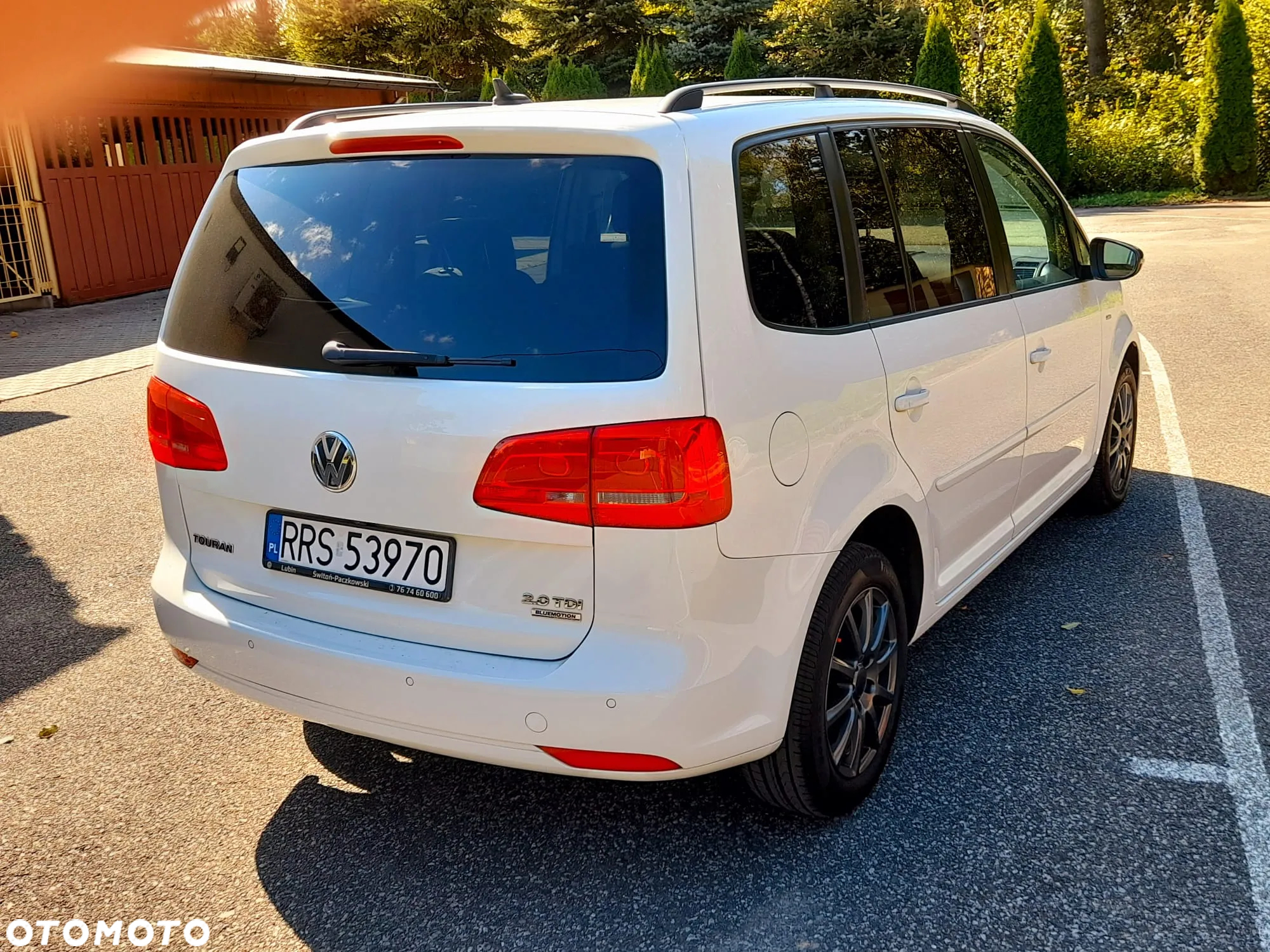 Volkswagen Touran 2.0 TDI DPF Highline - 12