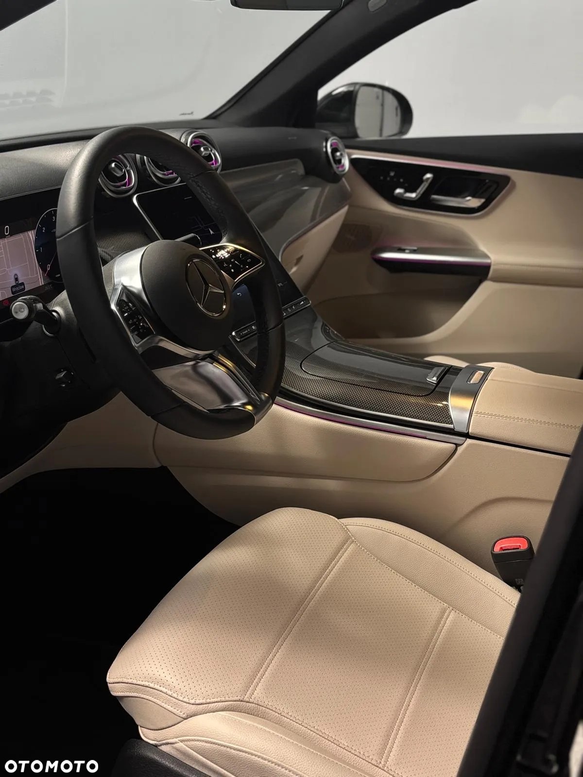 Mercedes-Benz GLC - 22