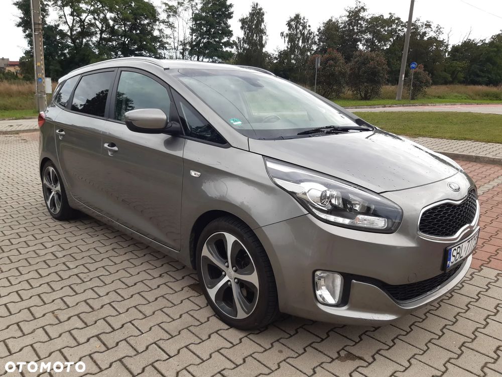 Kia Carens 1.7 CRDi 115 Dream Team Edition - 7
