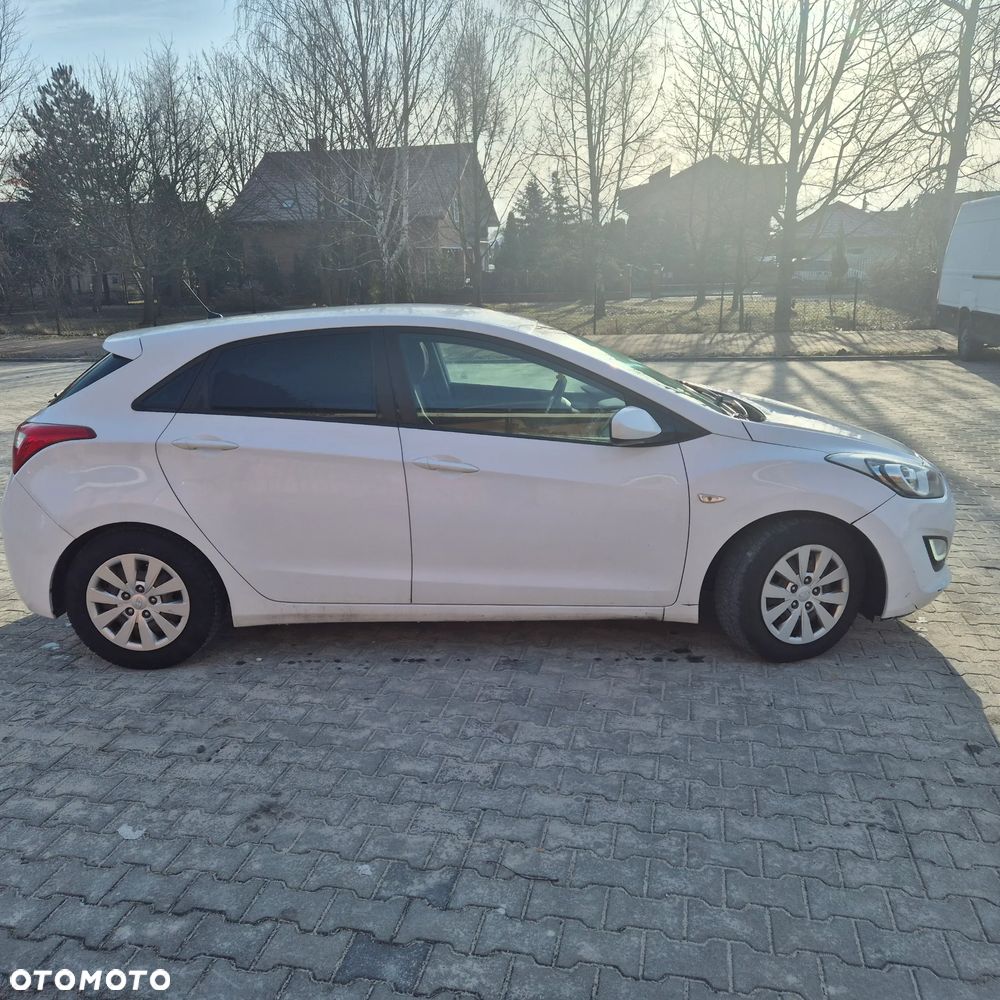 Hyundai i30 1.4 Classic - 10