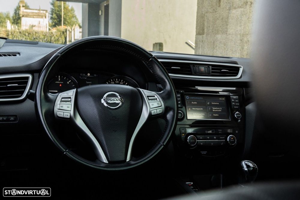 Nissan Qashqai 1.5 dCi N-Connecta - 47