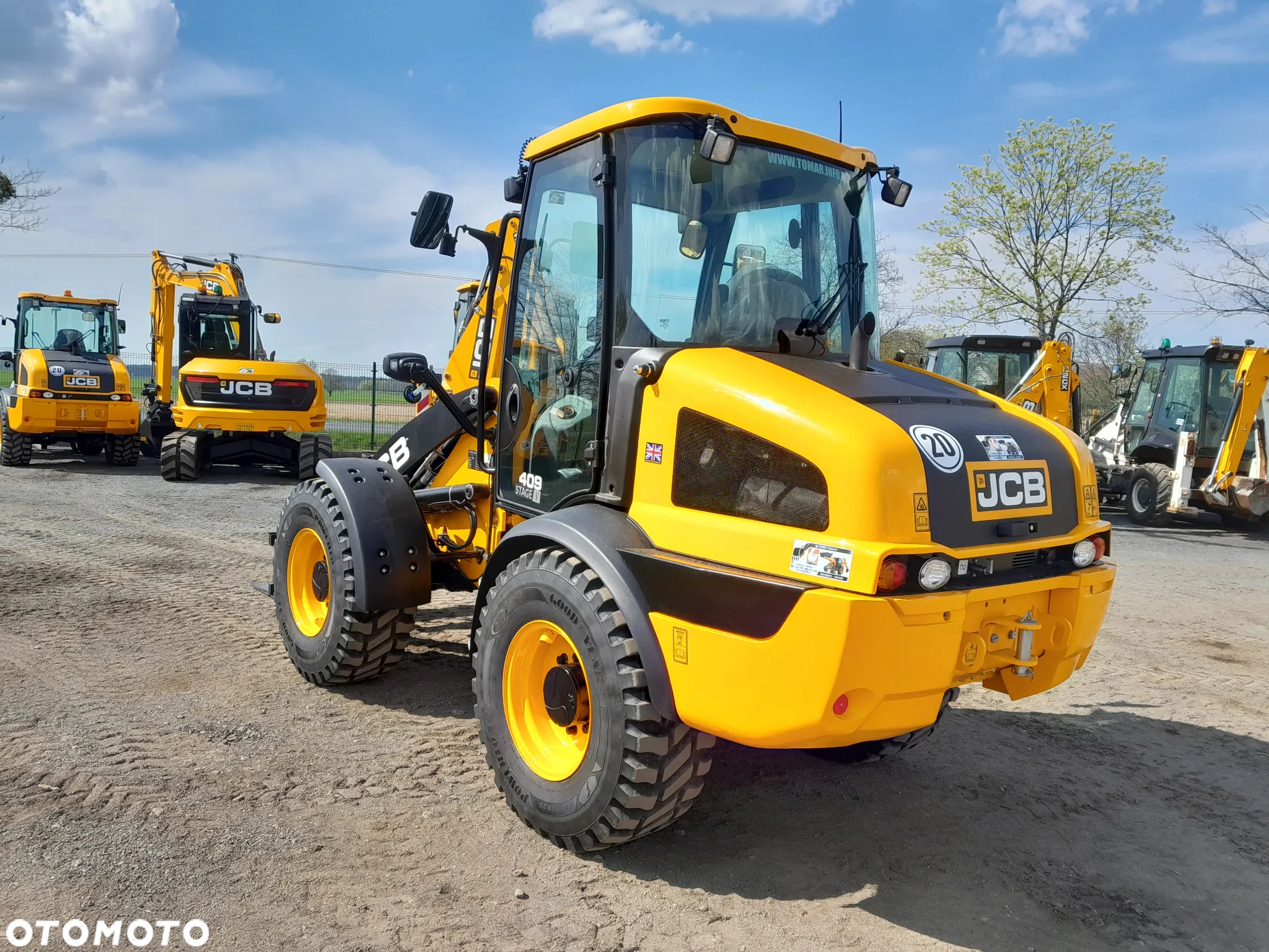 JCB 409 - 11