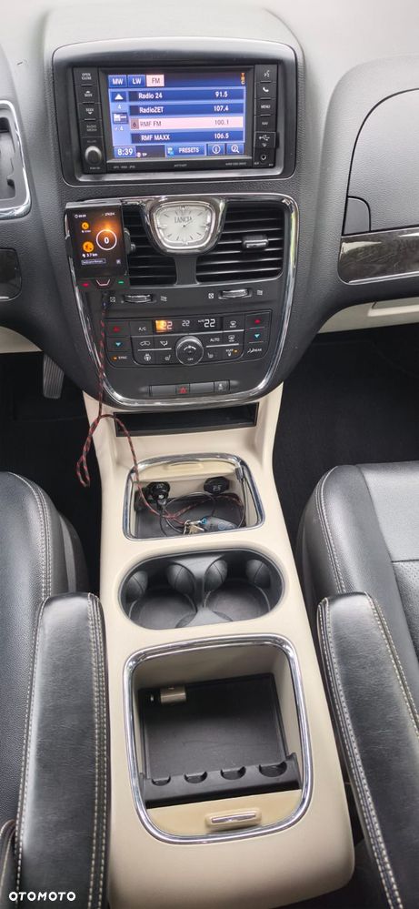 Lancia Voyager 2.8CRD Platinum - 11