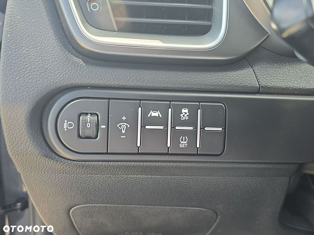 Kia Ceed - 20