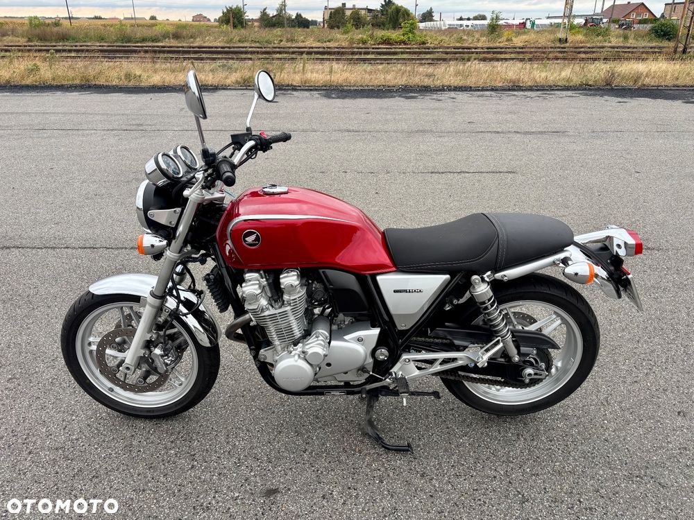 Honda CB - 3