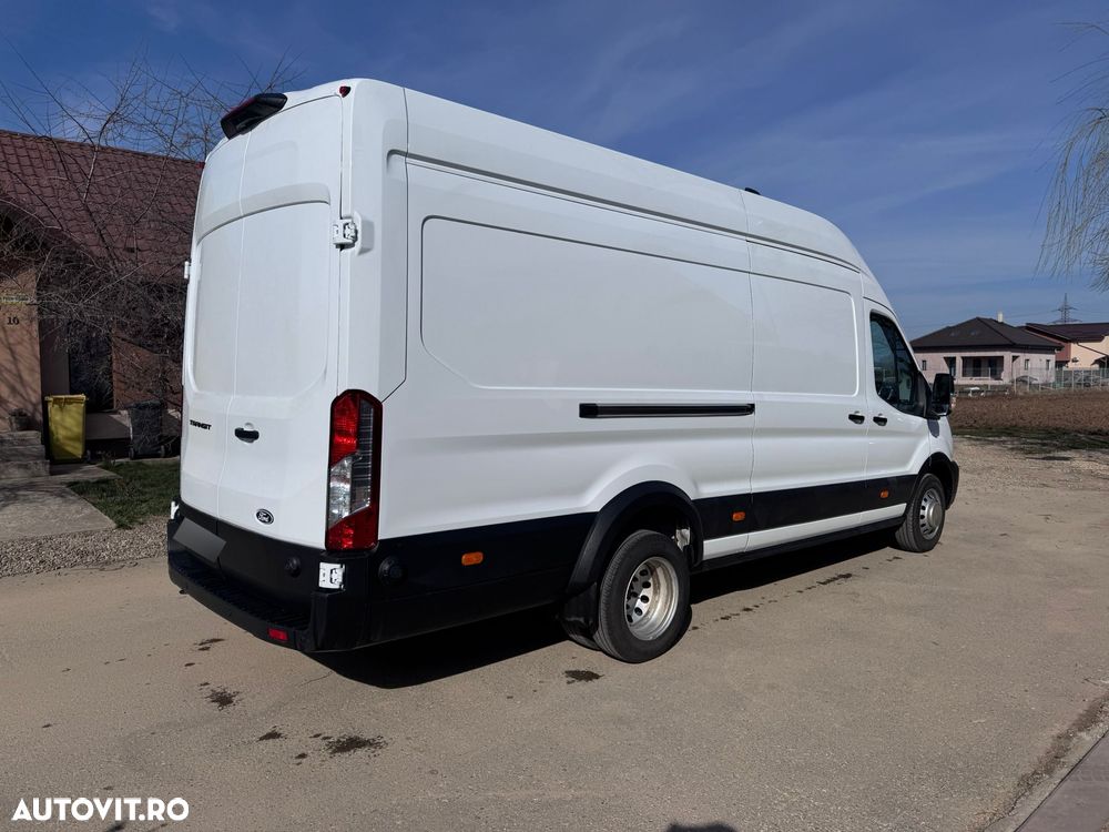 Ford Transit - 12