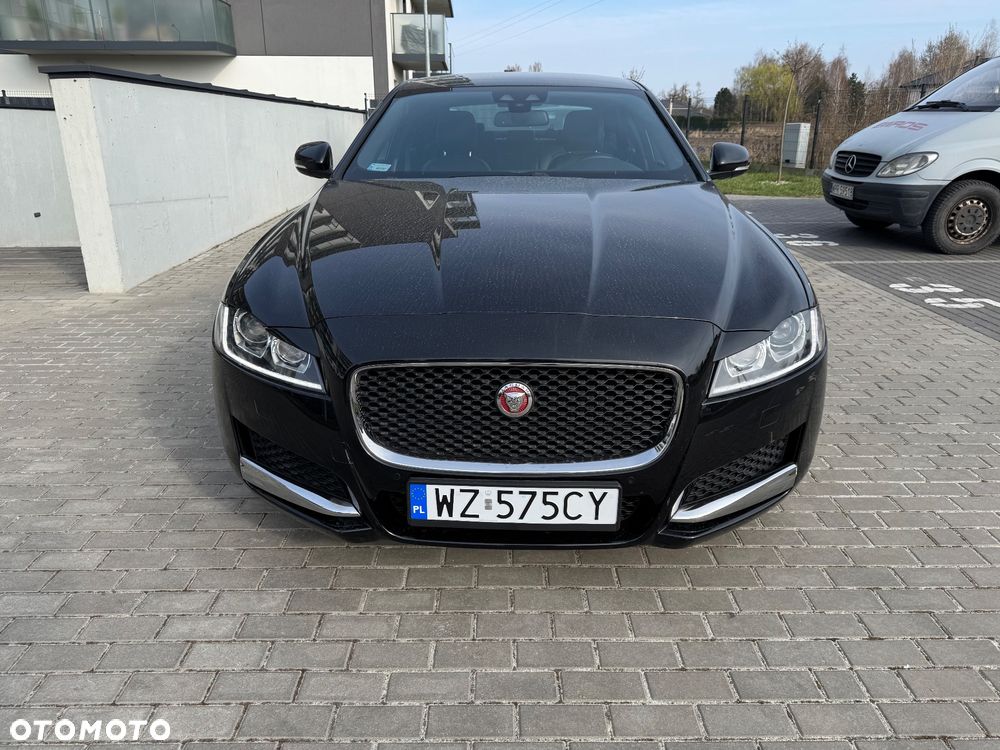 Jaguar XF E-Performance Portfolio - 2