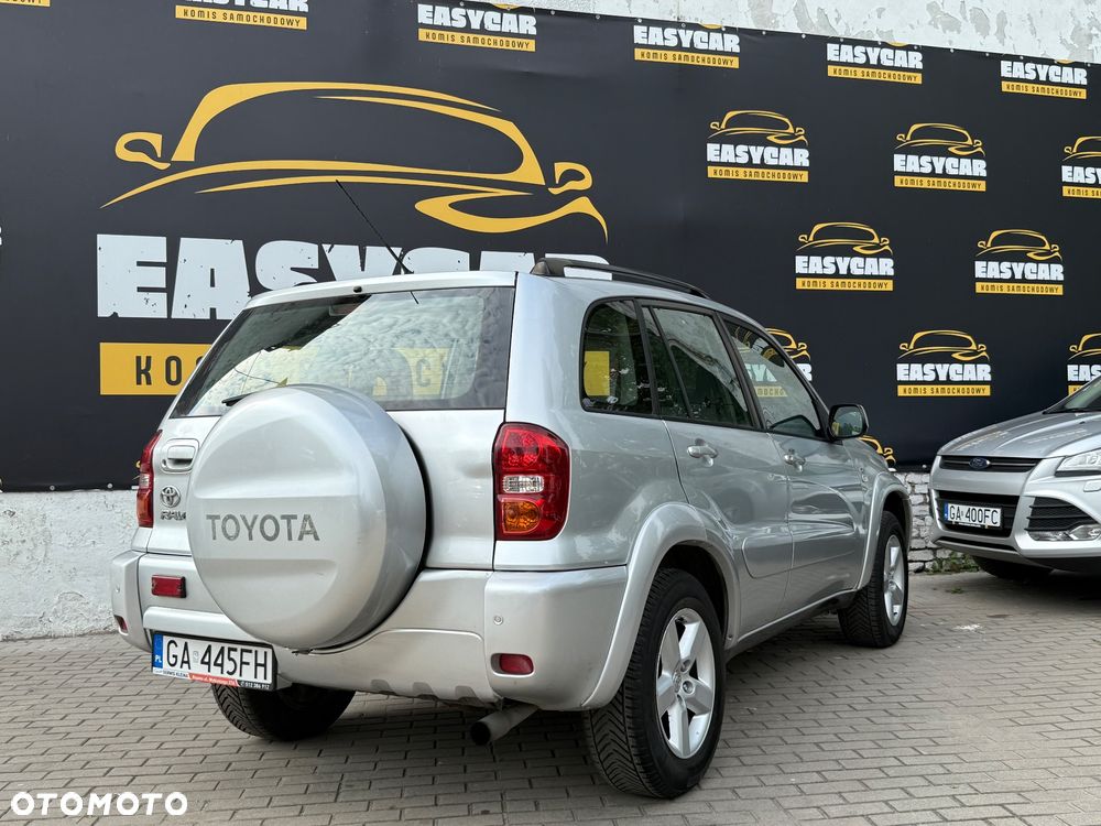 Toyota RAV4 2.0 D-4D 4x4 - 3