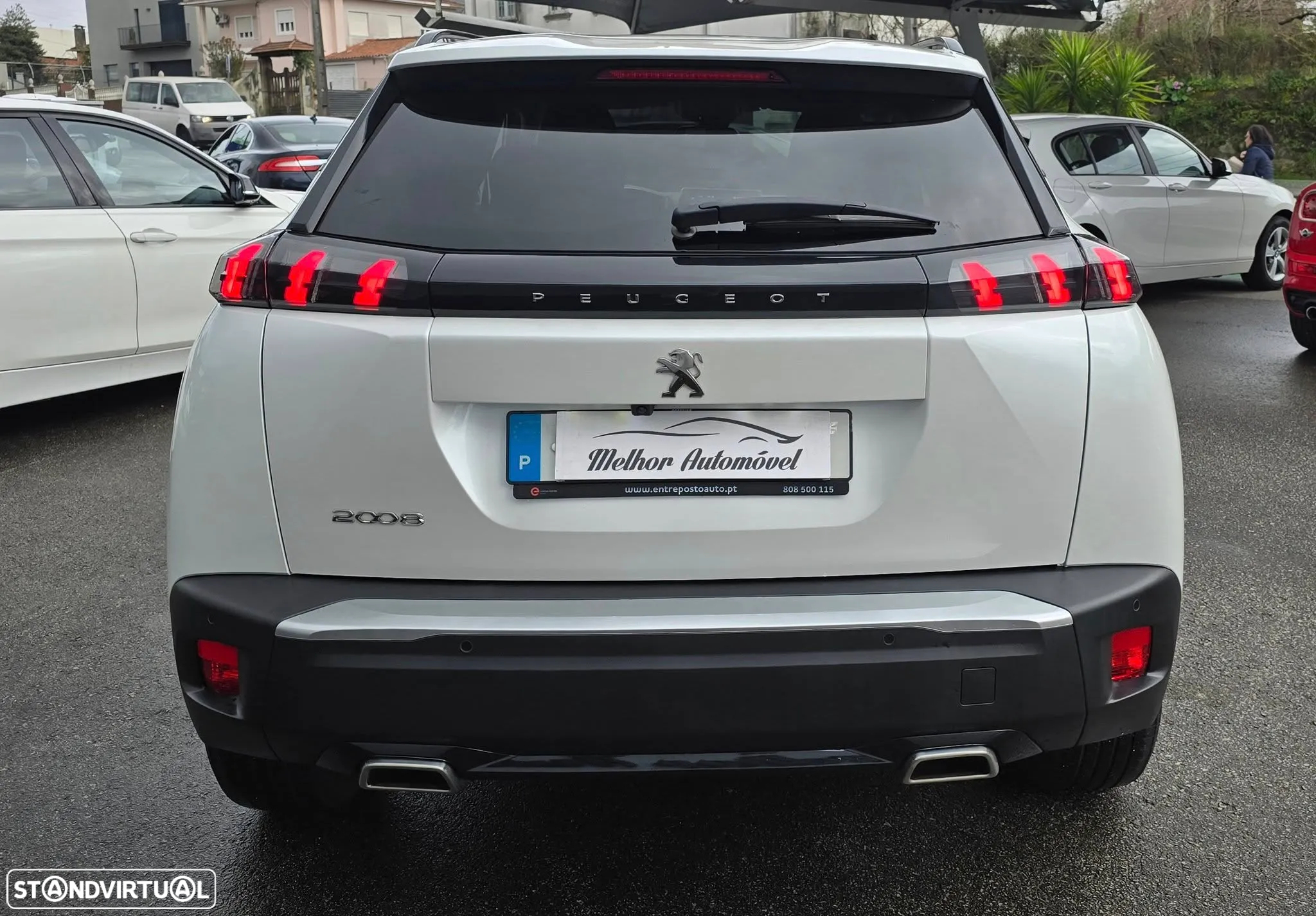 Peugeot 2008 1.2 PureTech Allure - 3