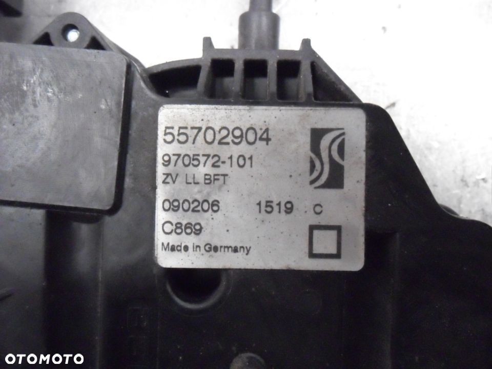 Fiat Grande Punto HB 3D 05-09 1.2 ZAMEK DRZWI PRZÓD PRAWY 55702904 - 2