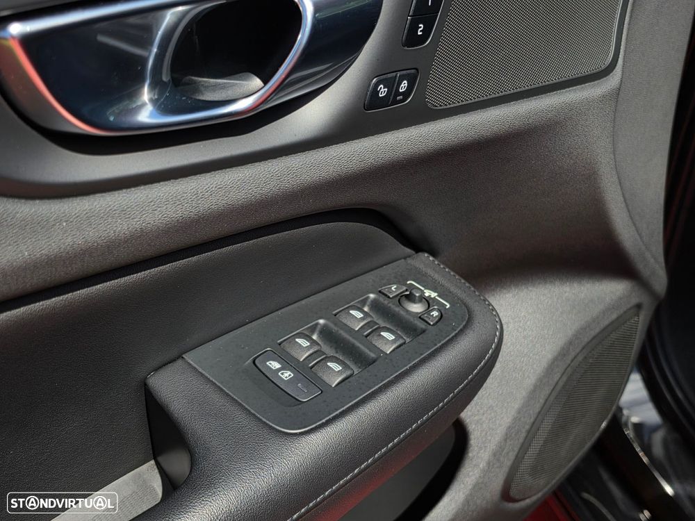 Volvo S60 2.0 T8 PHEV Plus Bright AWD - 11