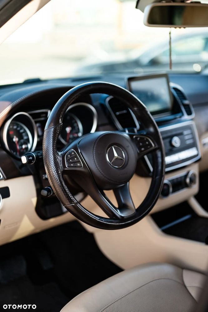 Mercedes-Benz GLS 500 4-Matic - 27