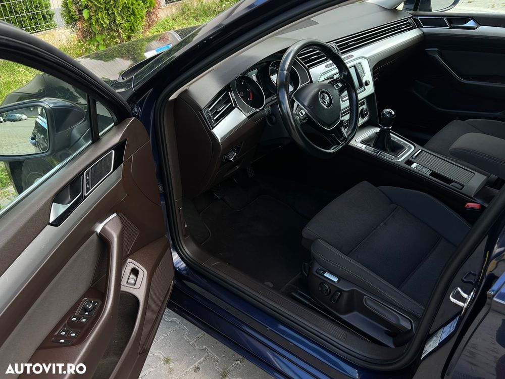 Volkswagen Passat 2.0 TDI (BlueMotion Technology) Comfortline - 8