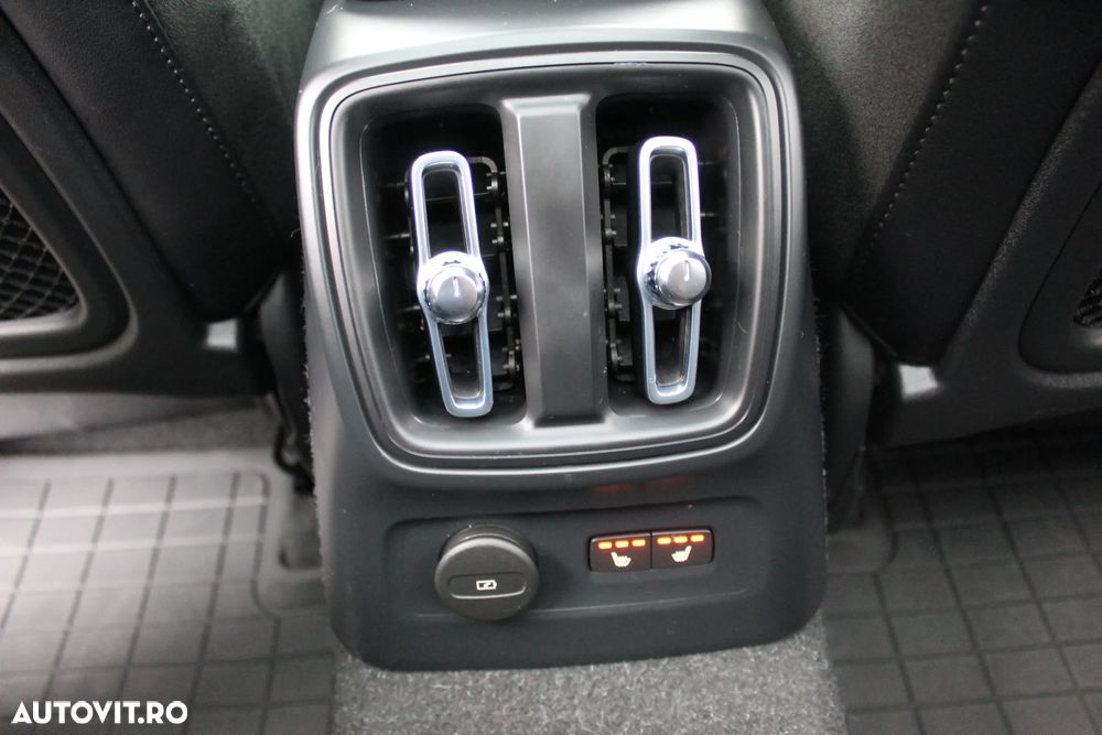 Volvo XC 40 - 18