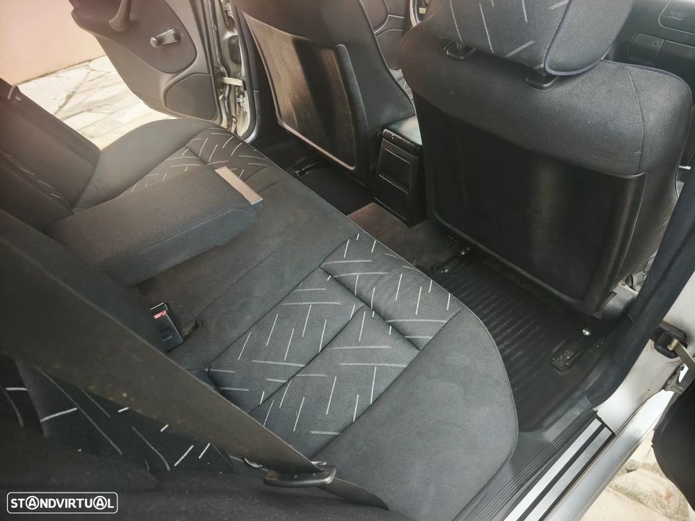 Mercedes-Benz C 220 CDI Sport - 14