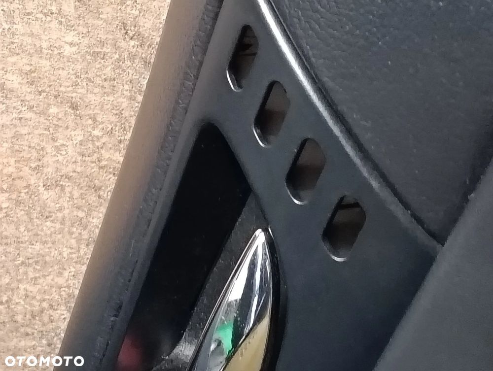 LEXUS IS 13-16r Fotele Kanapy Boczki Skórzane - 12