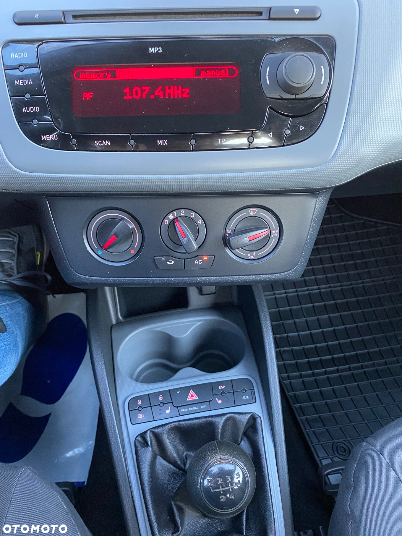 Seat Ibiza 1.4 16V Reference Viva - 29