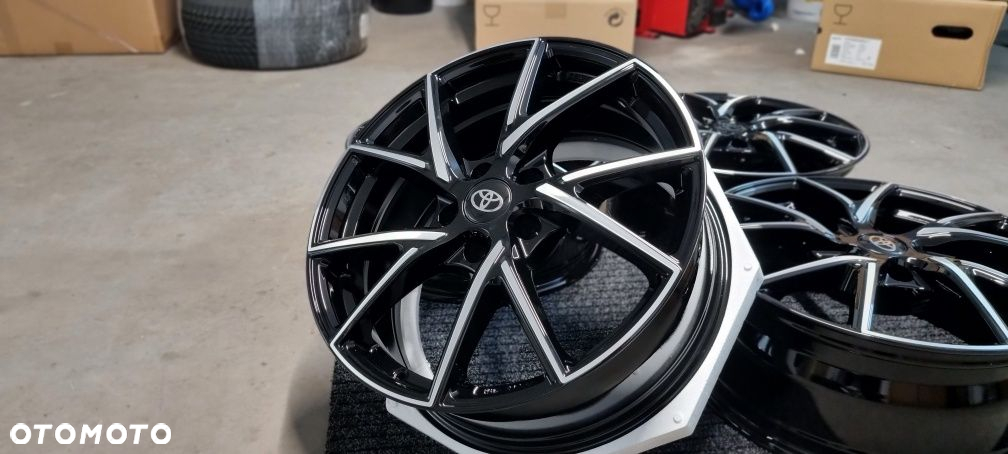 Toyota 18" Felgi Alu Nowe Yaris Cross RAV4 Corolla C-HR Camry Auris - 2