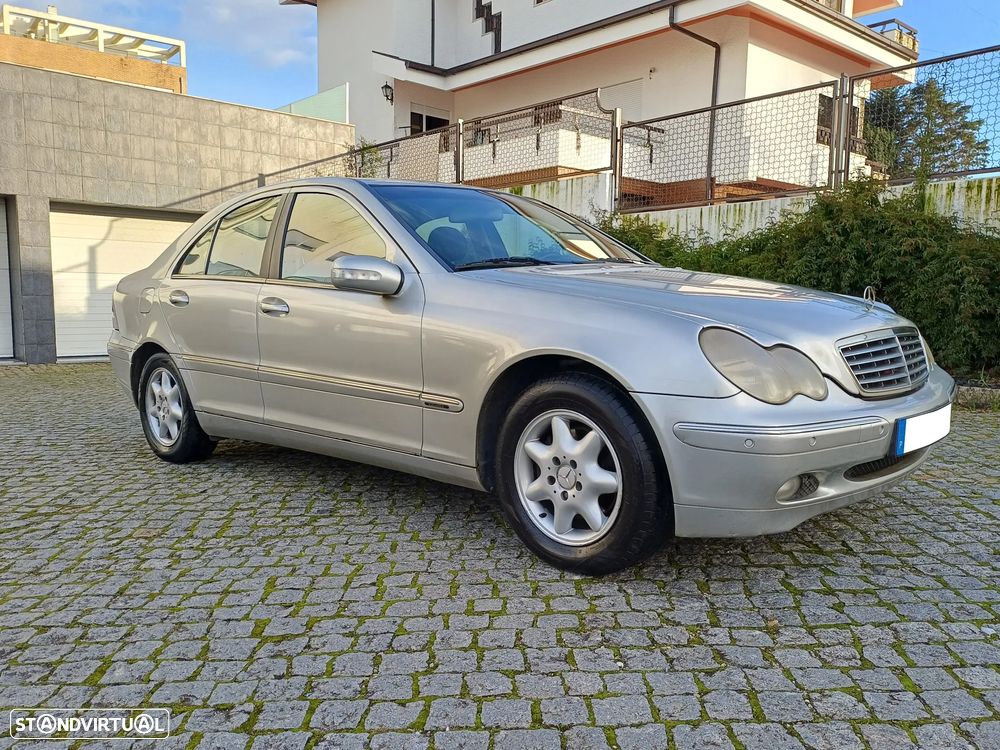 Mercedes-Benz C 220 CDI Auto Avantgarde - 2