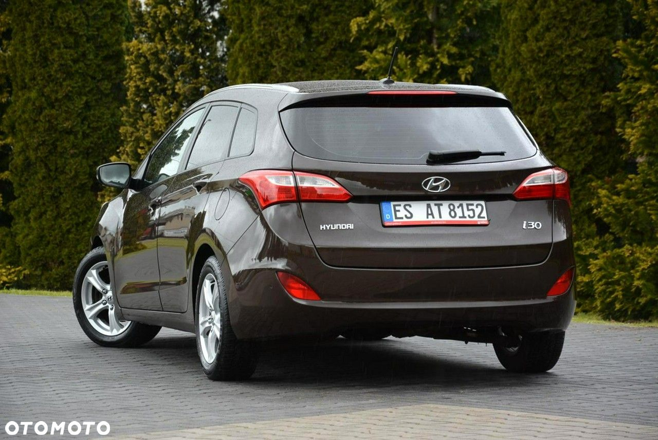 Hyundai i30 Kombi 1.4 Trend - 7