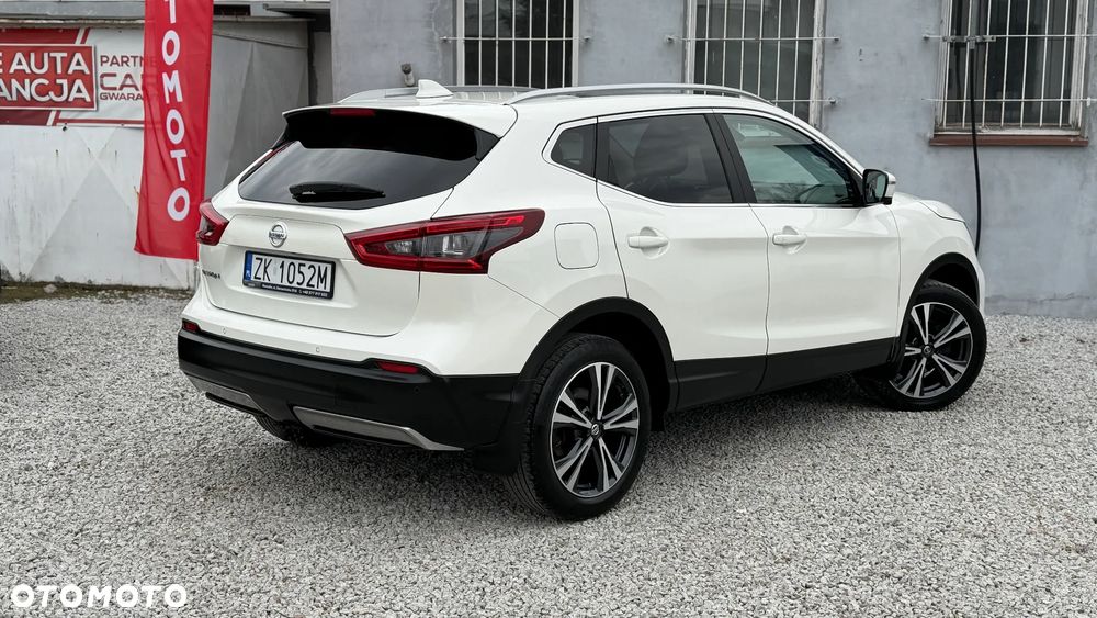 Nissan Qashqai 1.2 DIG-T N-Connecta EU6 - 3