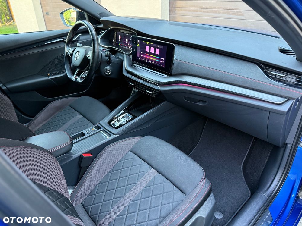 Skoda Octavia 2.0 TDI DSG RS - 35