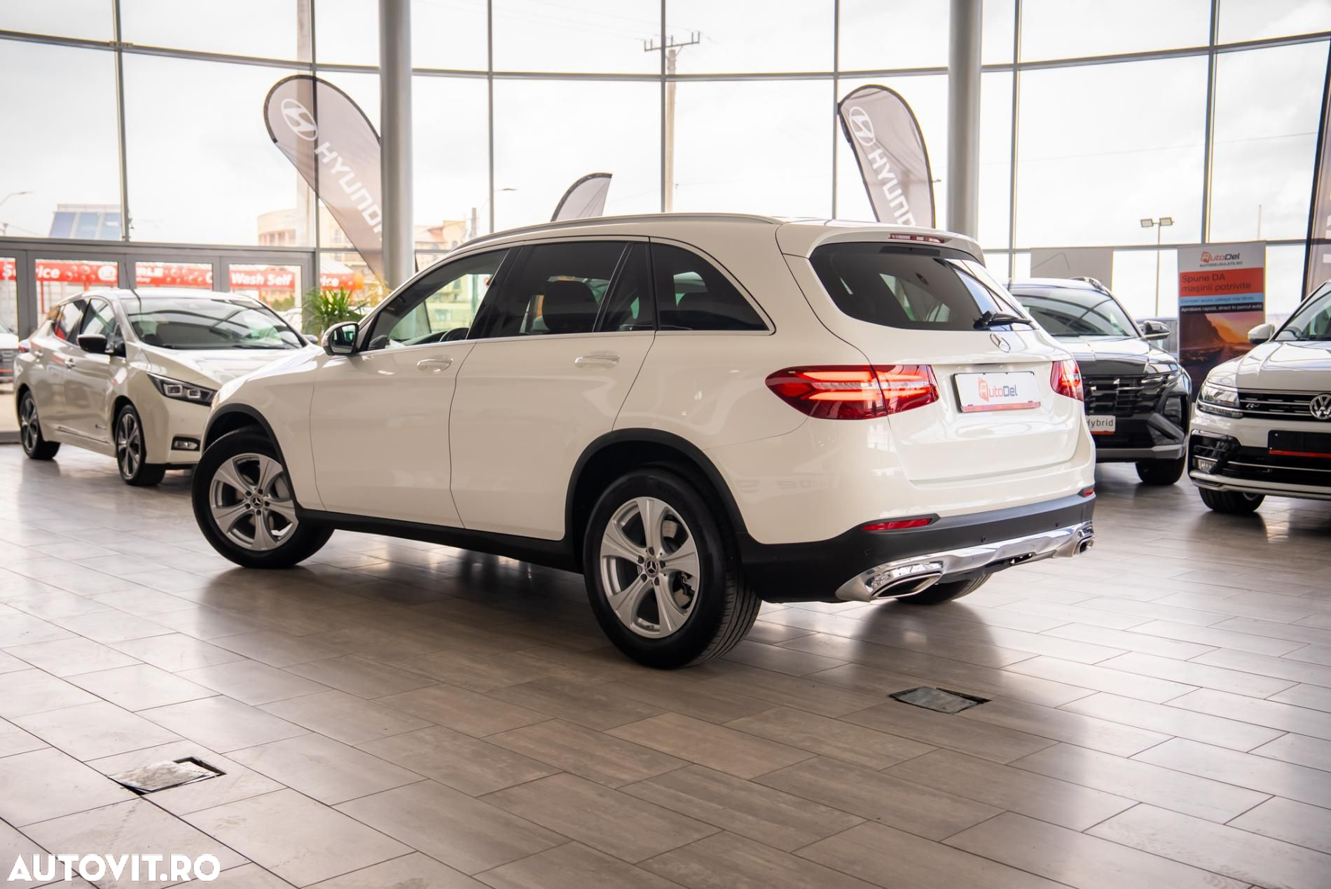 Mercedes-Benz GLC 250 4Matic 9G-TRONIC Exclusive - 3