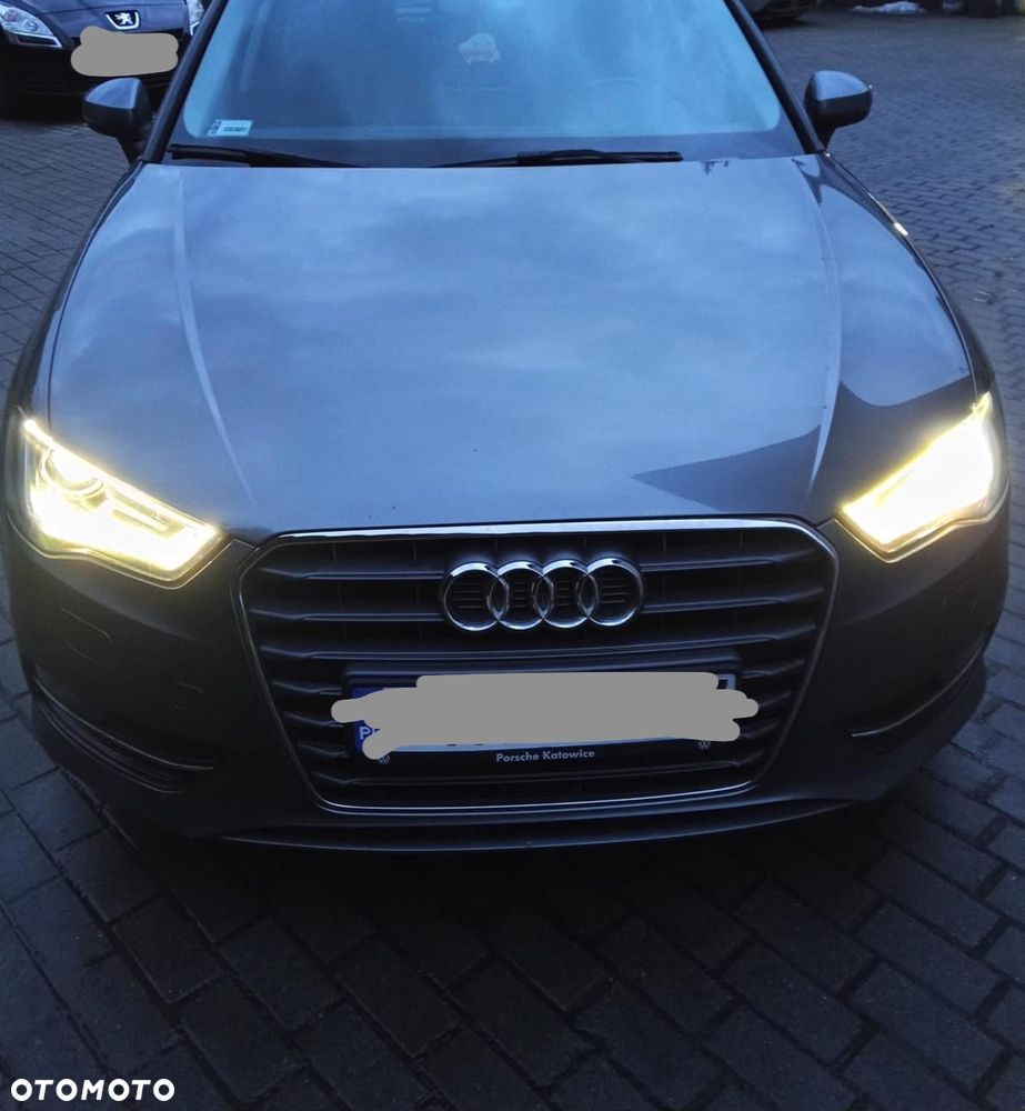 Audi A3 Sportback - 2