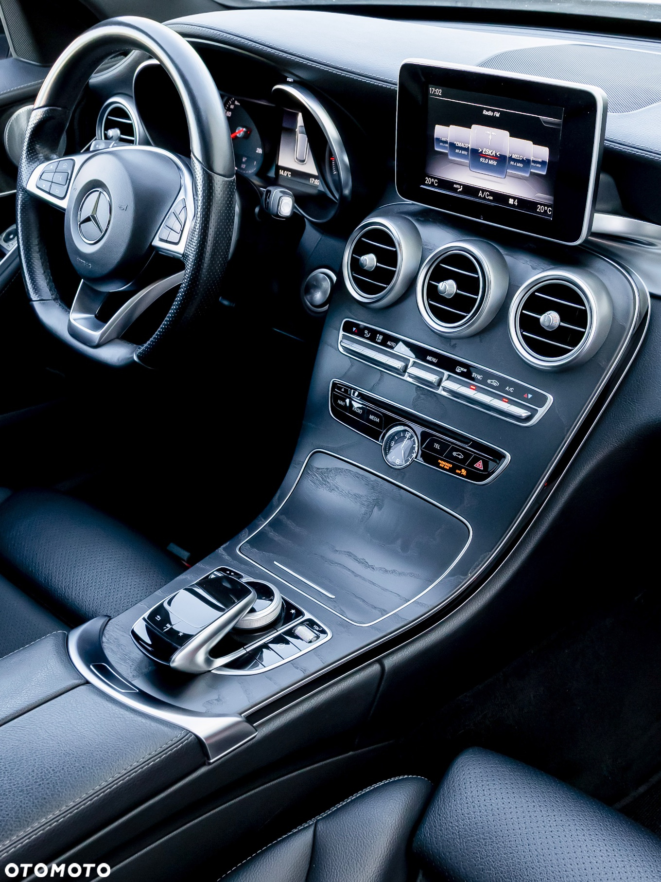 Mercedes-Benz Klasa C 200 4-Matic 9G-TRONIC - 23
