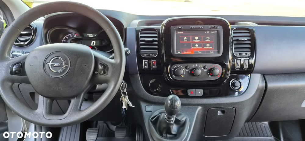 Opel Vivaro L1H1 2,7t Sport - 32