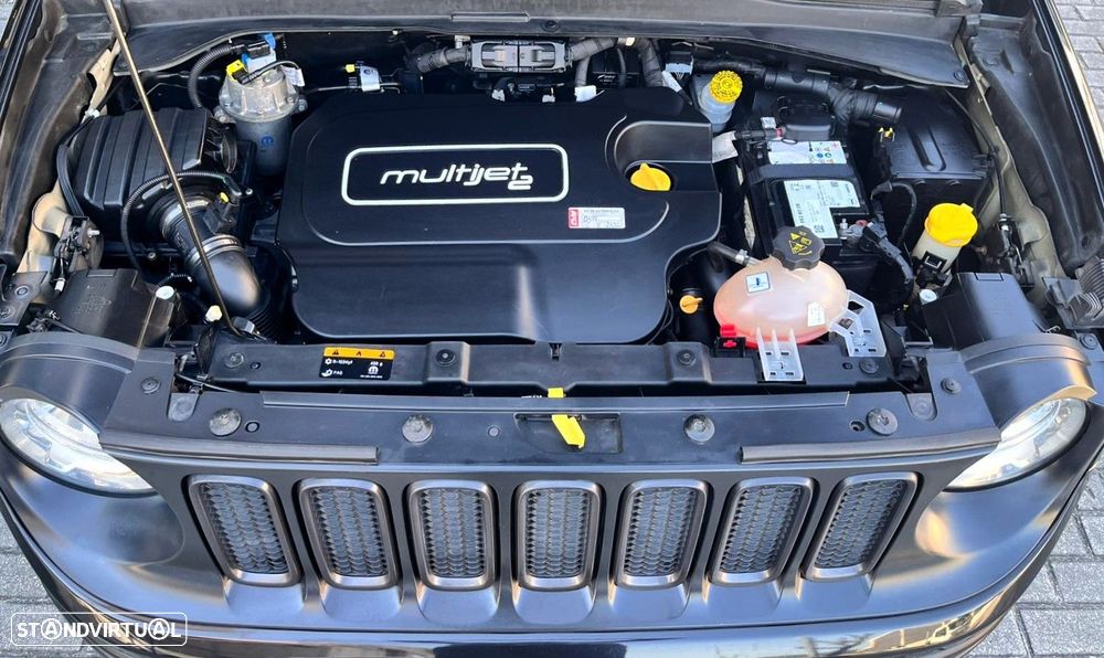 Jeep Renegade 1.6 MJD Night Eagle - 19