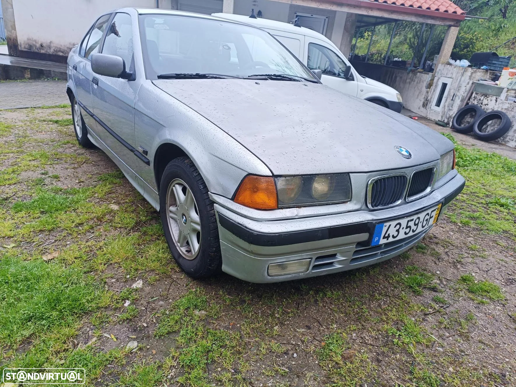 BMW 318 tds - 9