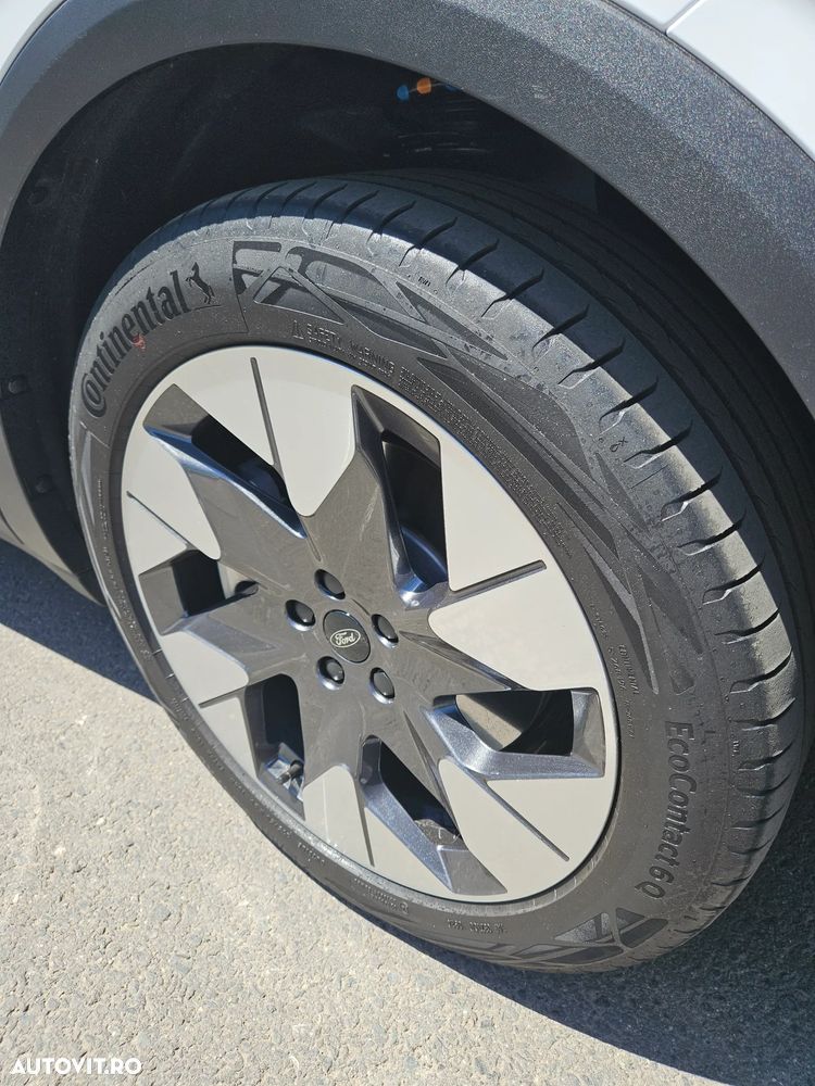 Ford Explorer RWD 77 kWh Extended Range Premium - 14