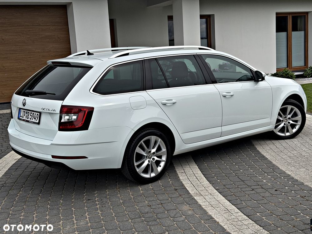 Skoda Octavia 2.0 TDI (Green tec) DSG Style - 11