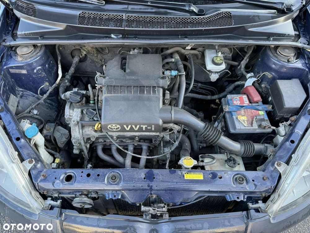 Toyota Yaris 1.0 Base - 21