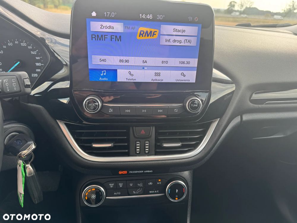 Ford Fiesta 1.0 EcoBoost Hybrid S&S TITANIUM - 10