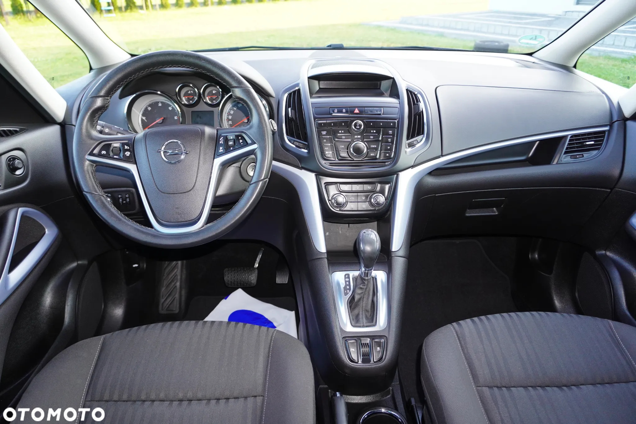 Opel Zafira 2.0 CDTI Enjoy - 9
