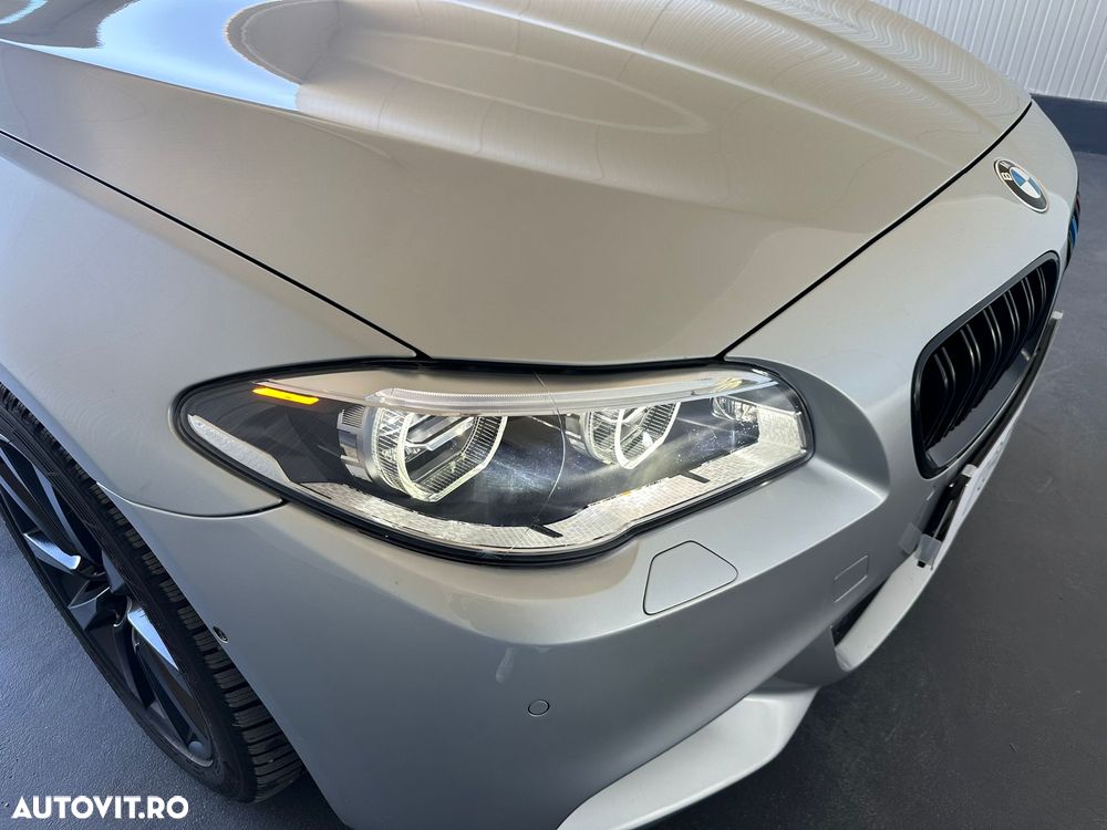 BMW Seria 5 520d xDrive AT - 11