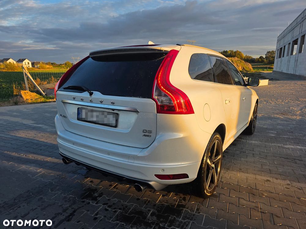 Volvo XC 60 - 4