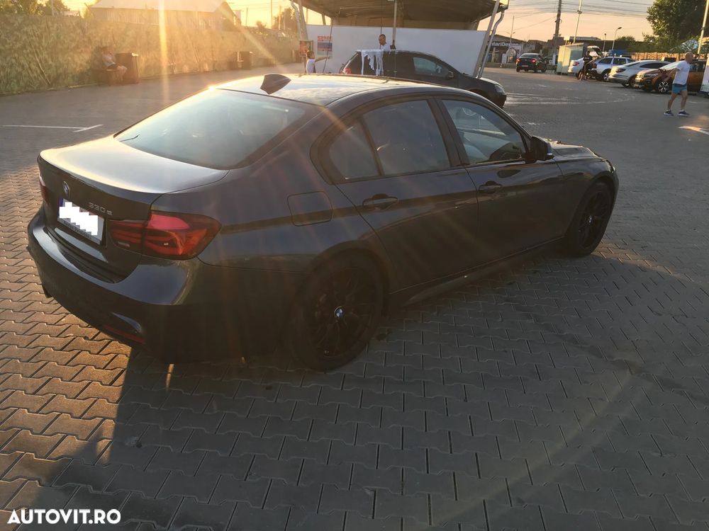 BMW 3 Series 2018 — imagine 5