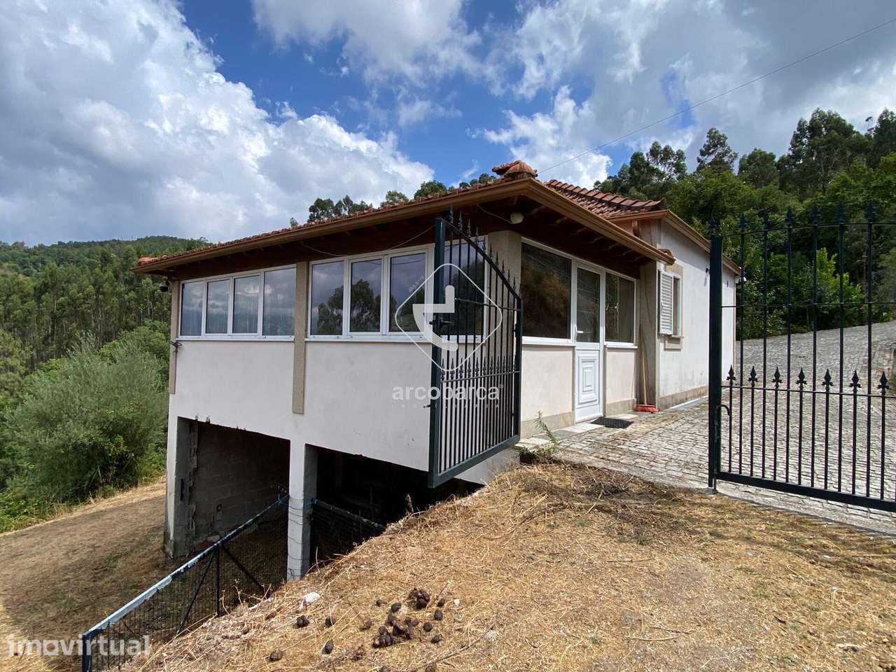 Moradia T2 com mais de 1 hectare de terreno e vistas panoramicas – Rio - Grande imagem: 3/32