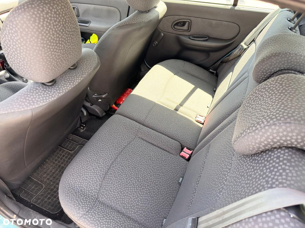 Renault Clio 1.2 Campus Authentique - 12