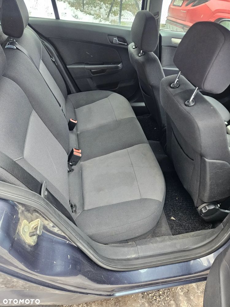 Opel Astra 1.6 Style - 9