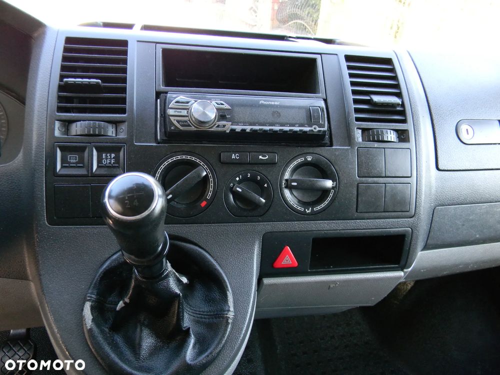 Volkswagen Transporter - 16