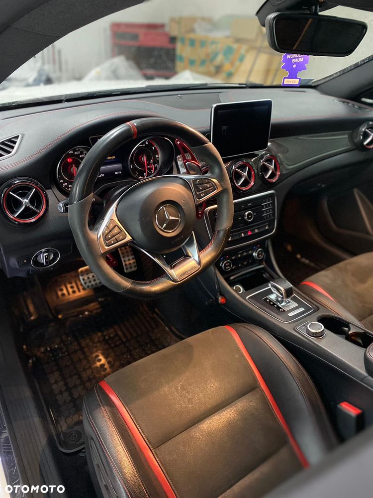 Mercedes-Benz CLA 45 AMG 4Matic 7G-DCT - 20